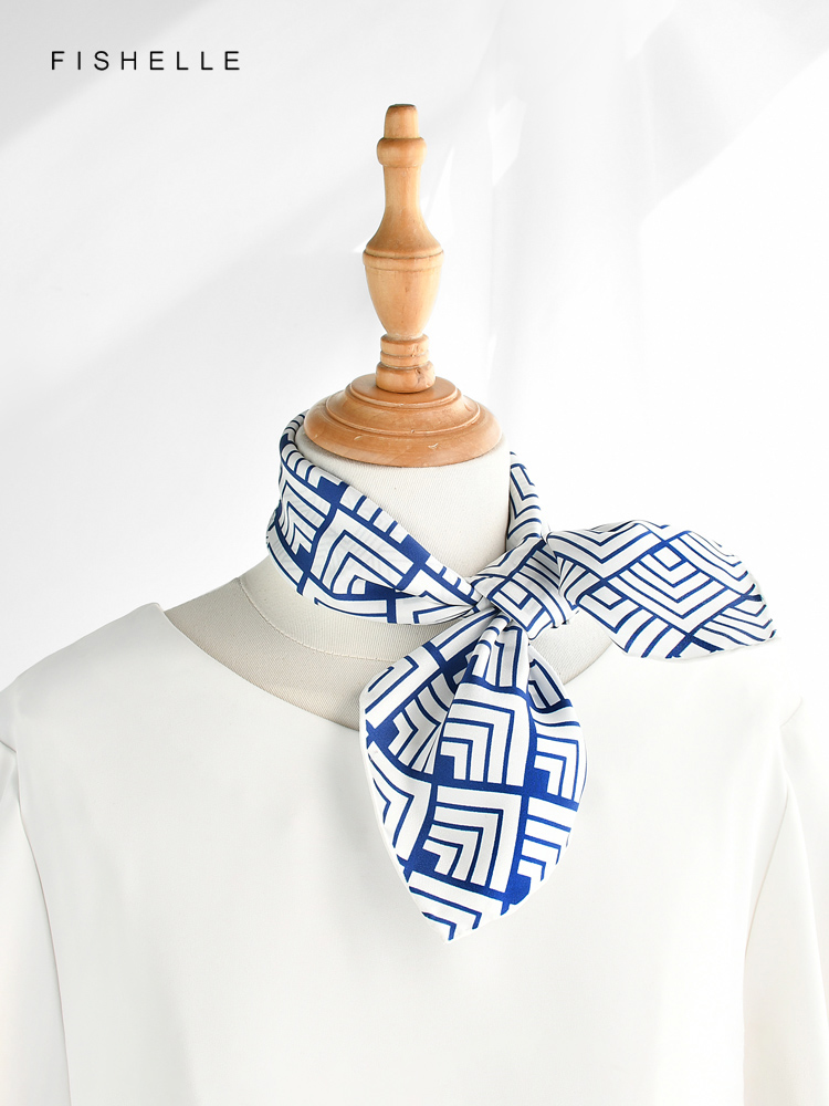 Geometric printed real silk tw - Ascot Neck Scarf ulasan dan harga