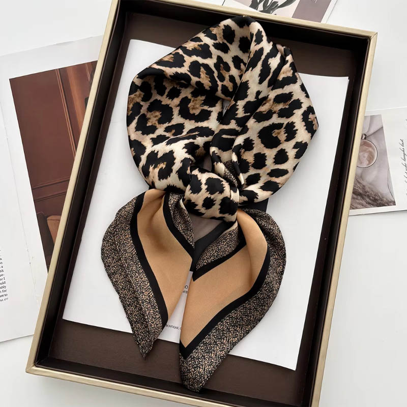 Luxury Leopard Print Female Sa - Ascot Neck Scarf ulasan dan harga